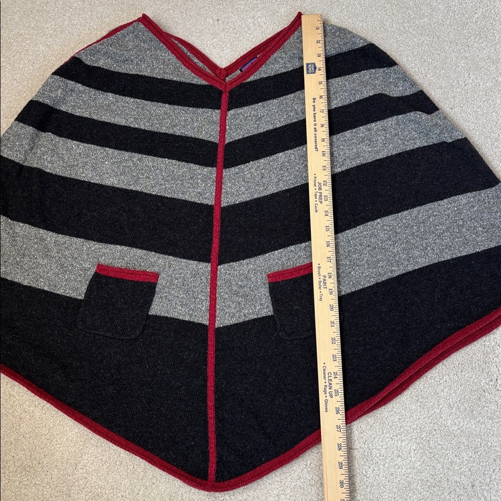 Patagonia Knit Sweater Poncho Cotton Blend  Black Gray Red Striped Women’s M / L - Picture 8 of 11